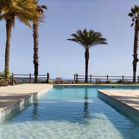 Alaya - Luxury With Private Pool Hotel 4*