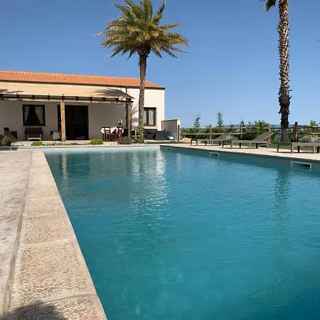 Hotel Alaya - Luxury With Private Pool